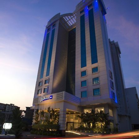 Radisson Blu Kochi Hotel Exterior foto Radisson Hotel, Dhaka