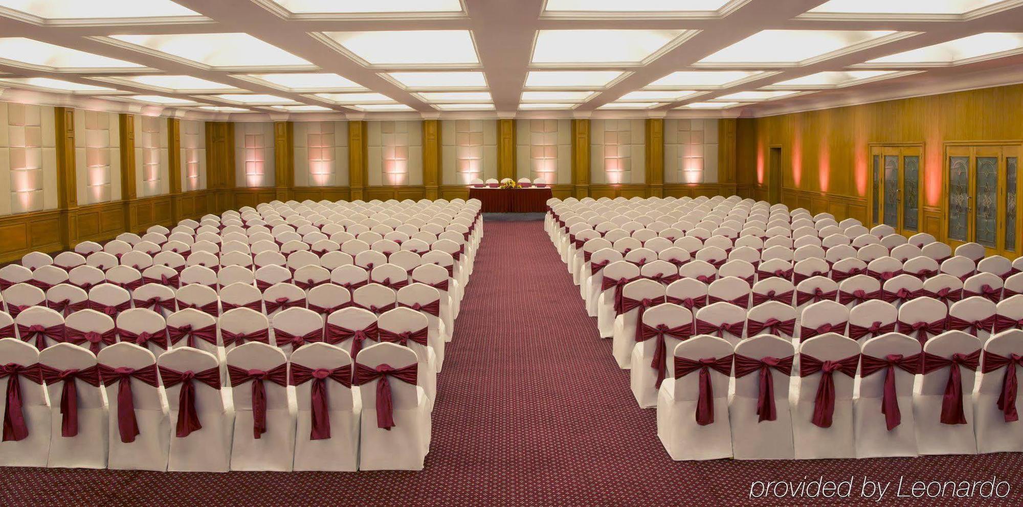 Radisson Blu Kochi Hotel Exterior foto The Grand Ballroom